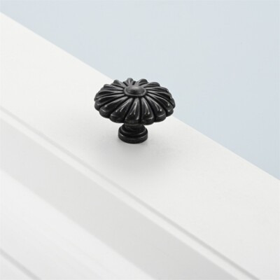 2-Piece Pink Petal Flower Door Knobs – Zinc Alloy Drawer Pulls With Shiny Polished Finish – Decorative Cabinet Hardware For Dressers, Wardrobes, And Bathroom Vanities