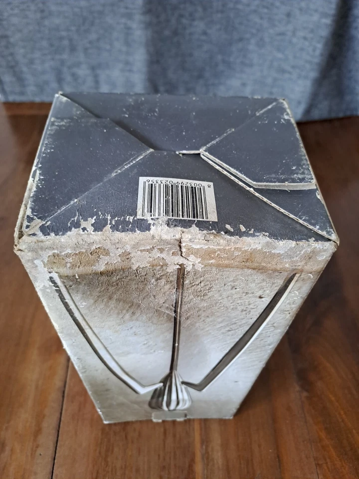 ALESSI PSJS Juicy Salif squeezer by Philippe Starck - prima versione - 1990 - Immagine 4 di 4