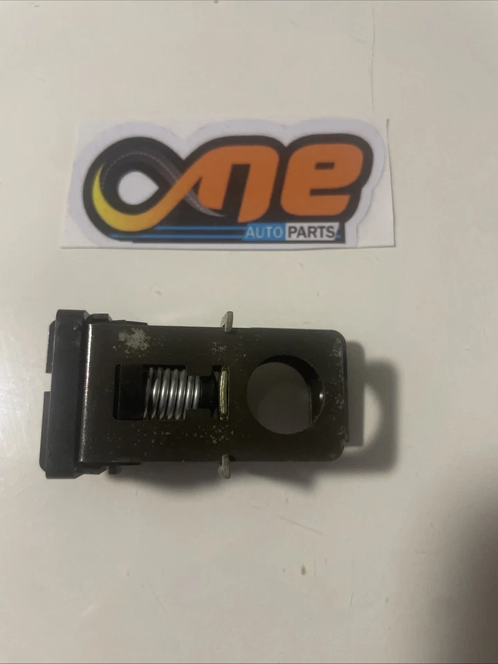 Interruptor de semáforo Kemparts EG1095 Foto 4 de 4