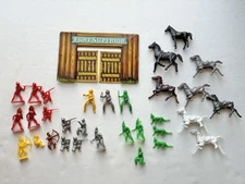 T Cohn Superior Toy Tin Litho Fort Superior & Trading Post Playset Vintage