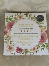 Grace and Stella Bath Bombs Set of 4 Moisturizing  Organic Ingredients Sealed