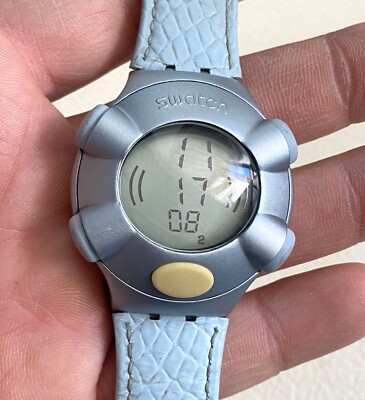 SWATCH BEAT Aluminium YQG1000 Vintage Watch Mens Silver