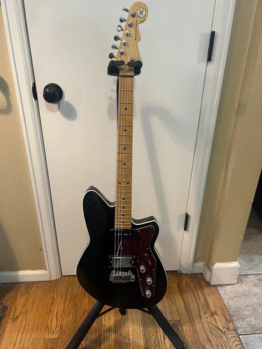 Reverend Double Agent W electric guitar