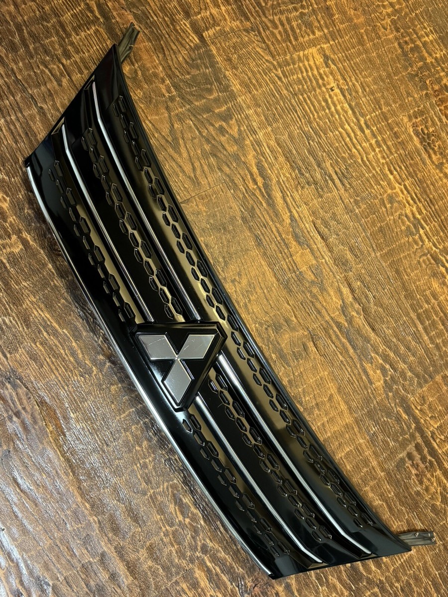ひろりん　　ミュシャ風プレート 2021-2024 Mitsubishi Outlander Front Grille Grill | 7450B222