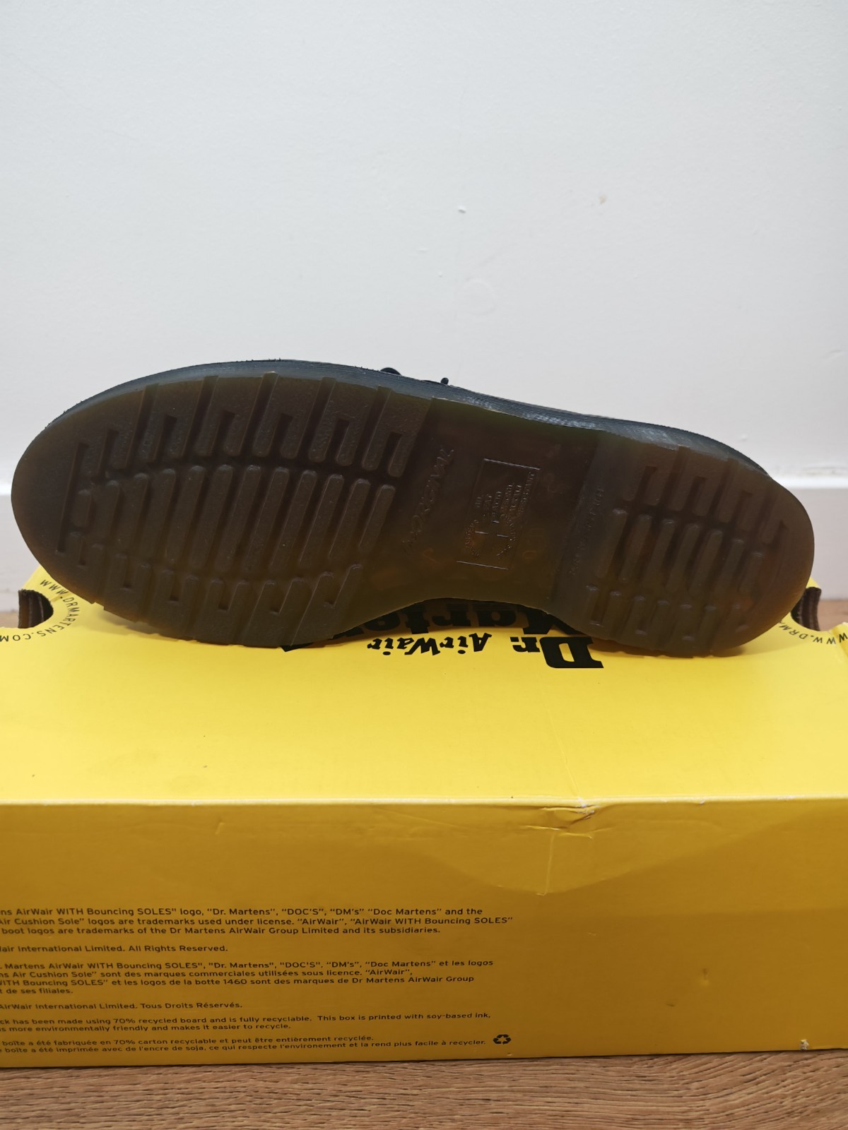 Dr. Martens 8249 Occupational Shoes Black Fine Haircell Leather UK 8 EU 42 image 8