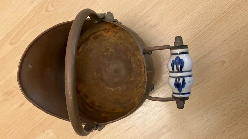 Copper & Brass mini Coal Scuttle planter - Image 2 of 4