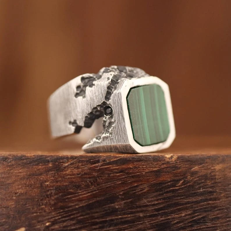 Anillo vintage de malaquita natural para hombre de plata de ley 925 hecho a mano joyería regalo Foto 2 de 4