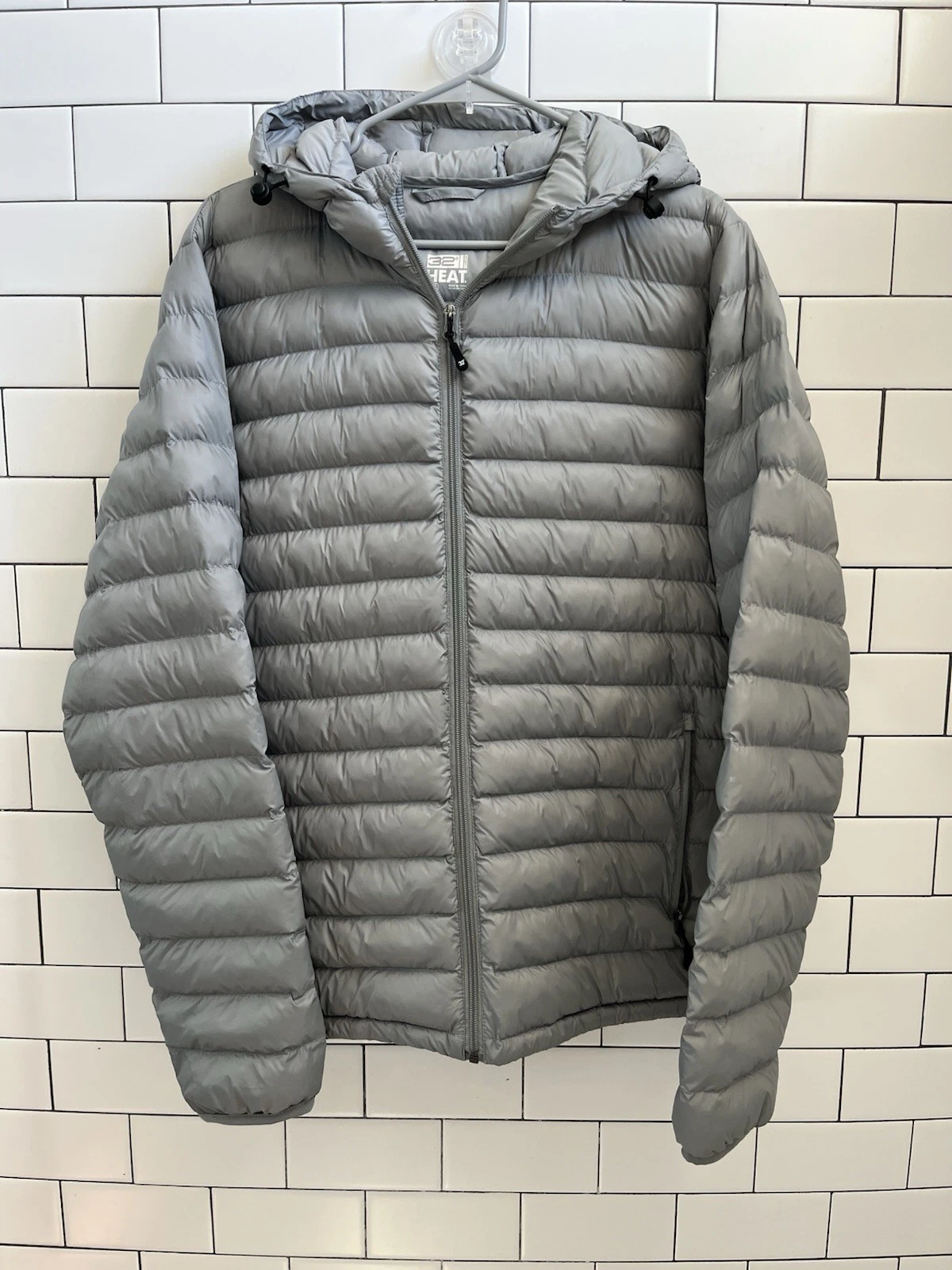32 Degrees Heat Gray Hooded Puffer Coat Men’s Medium Jacket - Nice
