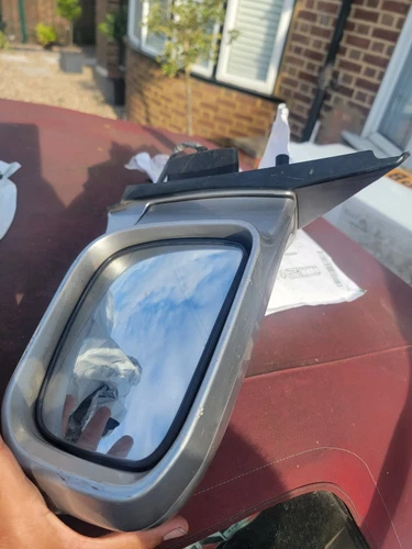 Nissan Elgrand E51 Driver Side Wing Mirror 2004-2008 White