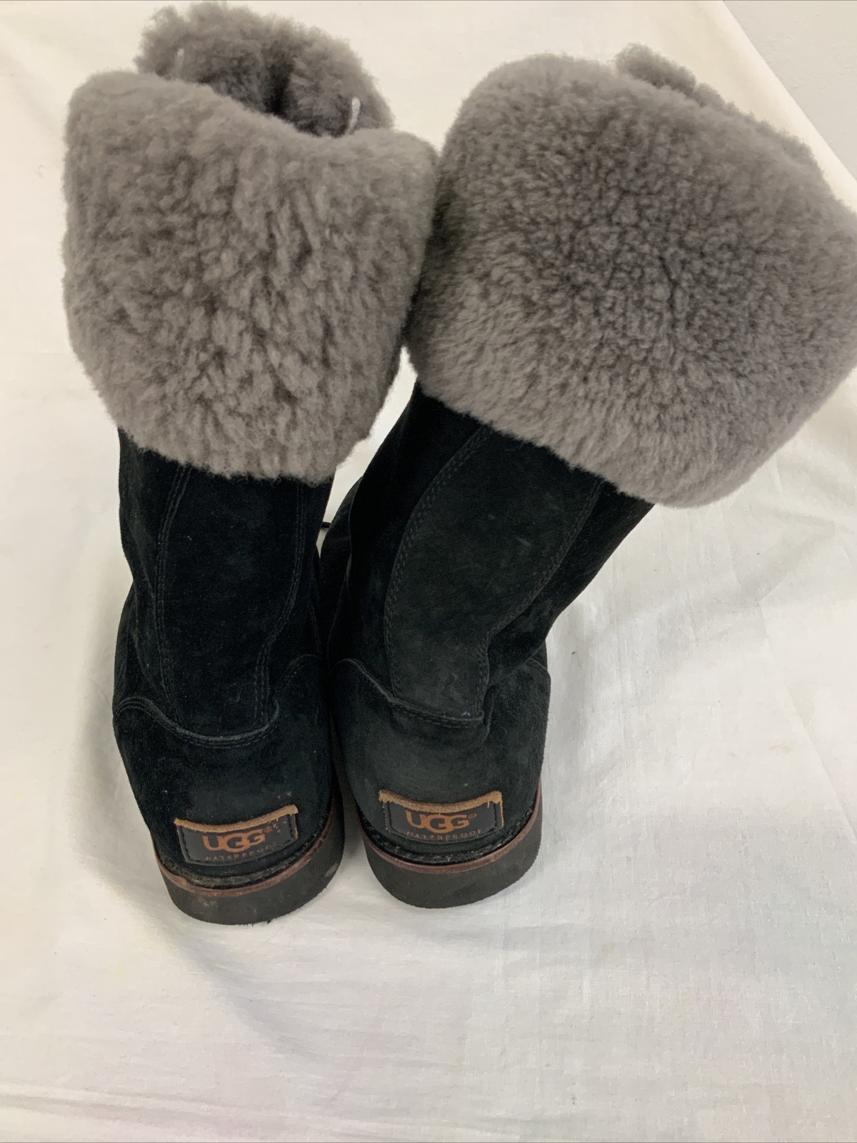 UGG Montclair Black  Leather Suede Women’s Size 5.5 RRP £235, Good Condition image 3