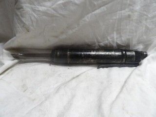 Universal Tool Industrial Air Chisel