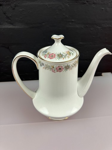 Paragon / Royal Albert Belinda Large Coffee Pot 2.25 Pints 4 Available - Picture 6 of 9