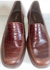 Clarks Women's Brown Leather Croc Print Loafers
