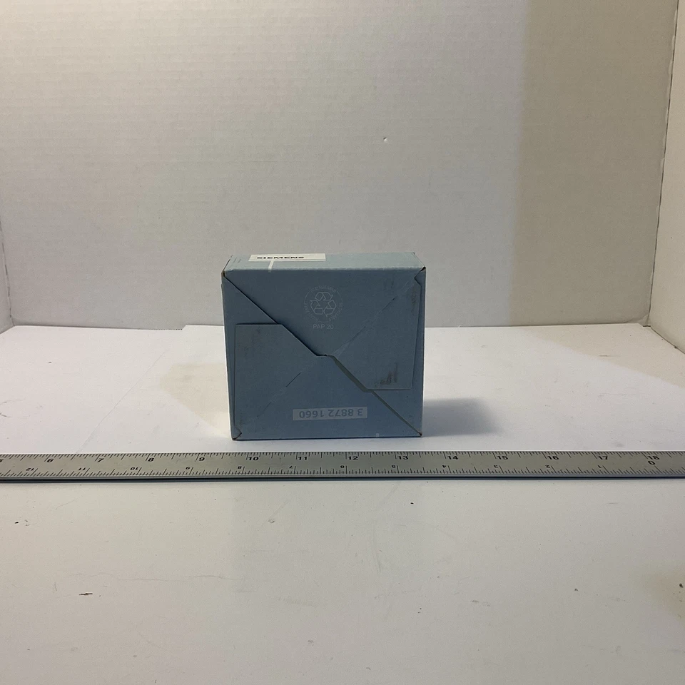 Siemens QFA2060 Room Humidity/Temp Sensor Brand New - Image 3 of 4