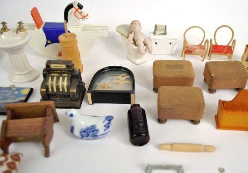 Doll House Lot Billie Behr Dinning Room Sets Table Chairs Hutch Clay Wood Pieces - Picture 5 of 8