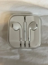 Apple EarPods In Ear Canal Headset - White