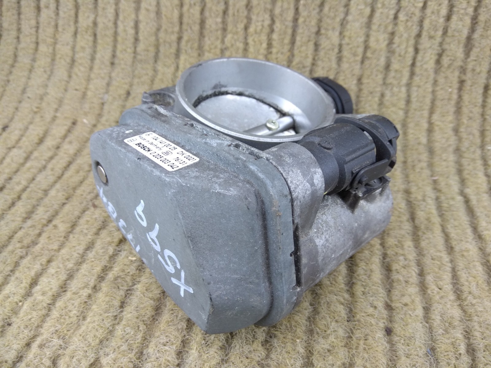 Mercedes Throttle Body 1041410025 W140 W210 R129 SL W202 280 320 C E S