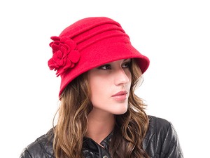 cloche style hat