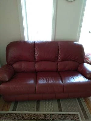 Leather 3 Seater Lounge Very Good Condition Nick Scali Sofas