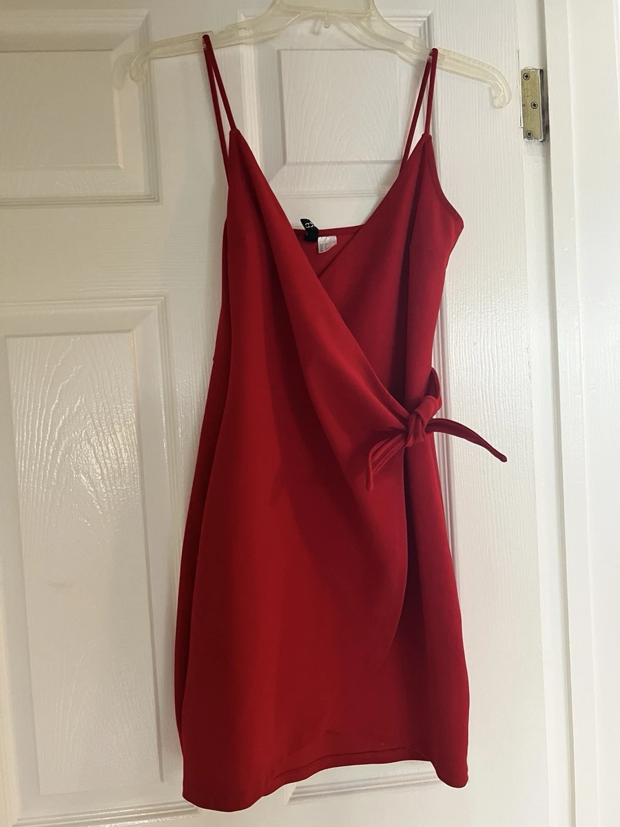 red h and m dress H&M try on  Excuse me? The red bow dress might be the win for me! Comment  LINK and Ill send it straight to you  Whats your fav outfit?!  ,  The velvet trousers and top I wasnt too sure on as it