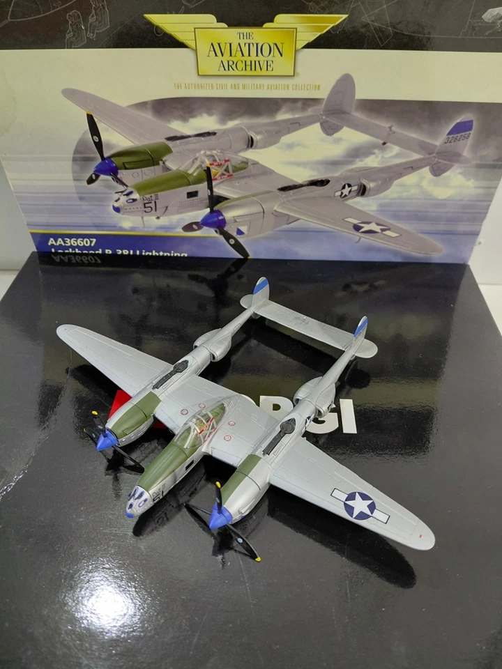 Corgi Aviation Archive Die Cast 1:72 Scale Lockheed P-38J Lightning Airplane - Image 3 of 4