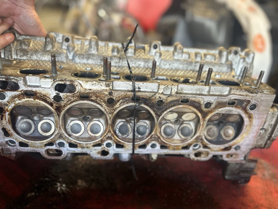 Volvo V40 2004-11 culata id 8642289-007 Foto 2 de 4