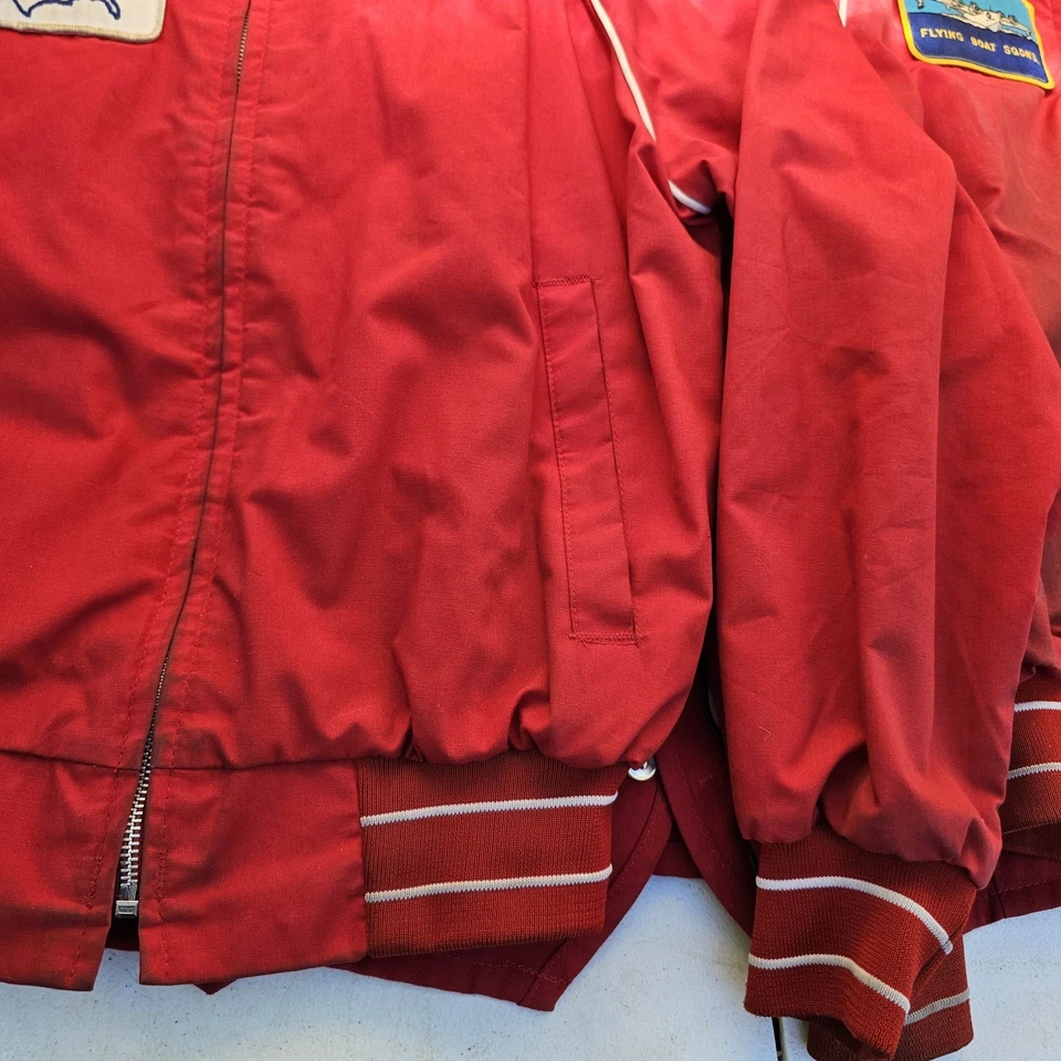4 Vtg RV Volunteers Camping Vests & King Louie Jackets Red Patches USA Sz M-L - Image 4 of 4
