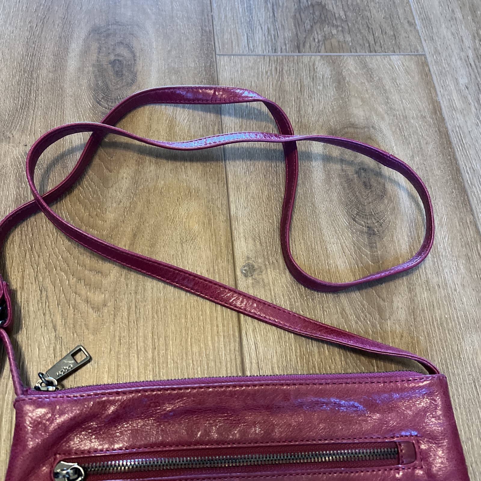 Hobo International Mara Berry Pink Leather Shoulder Bag Crossbody Purse Zippers
