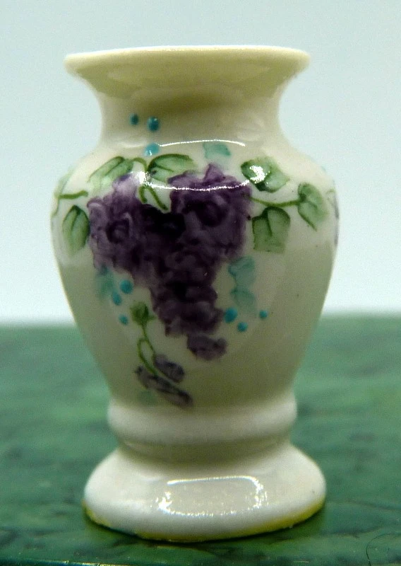 Vintage IGMA Lynn McVay on Avon Porcelain VASE 1:12 Dollhouse Miniature
Opens in a new window or tab