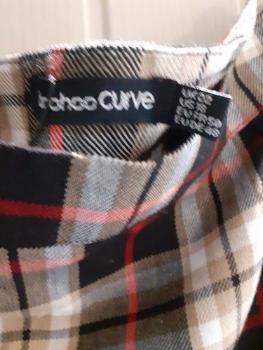 Women's BooHoo Curve Check Trousers, Size 22, BNWT - Picture 4 of 12