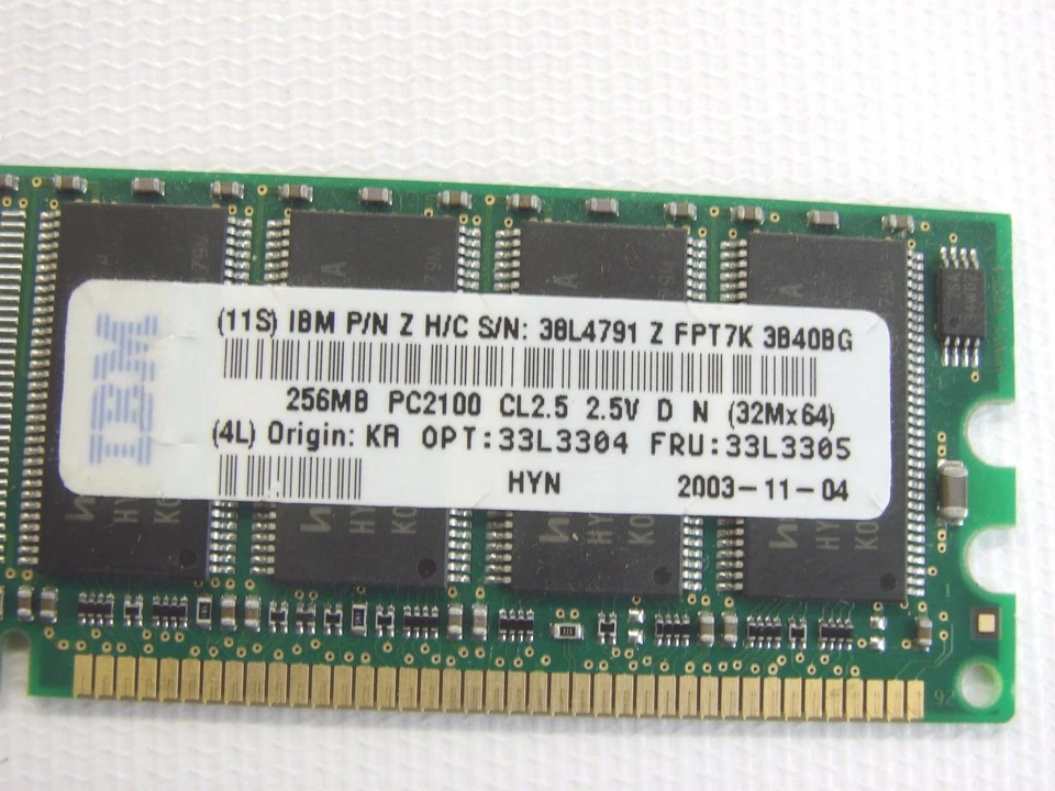 IBM Hynix 256MB PC2700U-25330 DDR 333MHz RAM (t51) Foto 2 de 4