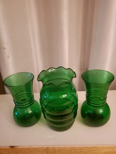 Lot Of 3 Vintage 1950's Anchor Hocking Forest Greenglass Vases 1 Bee Hive B5