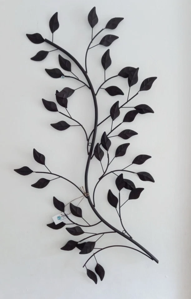 Large Wall Art Leaf and Branch Home or Garden Décor - Black Finish (77cm Tall) - Image 2 of 4