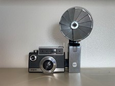 Vintage Argus Autotronic 35 With 2 Flash, 2 Cases and film