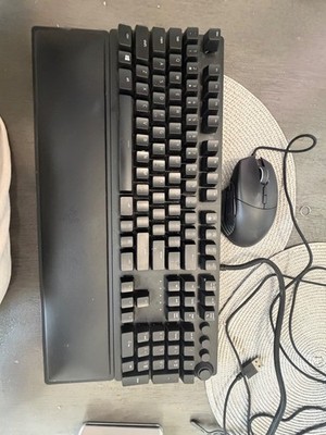 Razer Huntsman Elite Gaming Keyboard With Wrist Rest