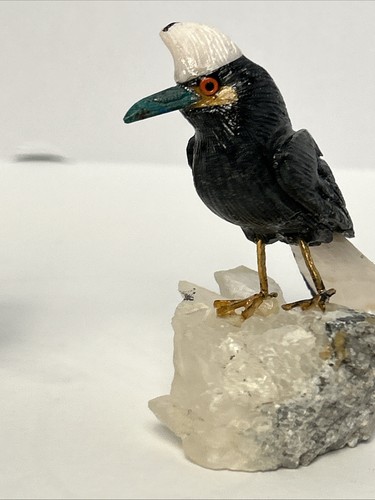 Carved Stone Birds on Quartz (4) Different Species Colorful Unique Different - Picture 5 of 19