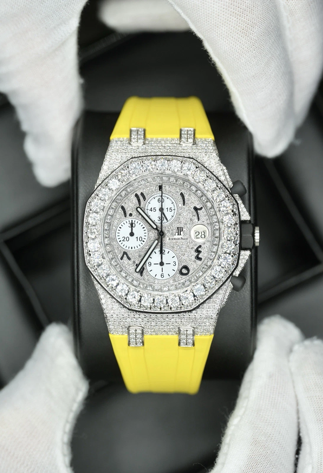 Audemars Piguet — Audemars Piguet Royal Oak Offshore Bussdown Diamond Set 26170ST Arabic Pave Dial
