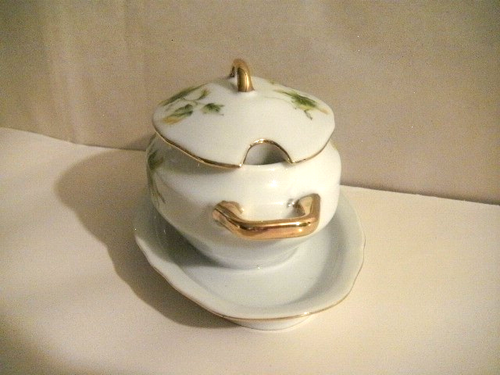 ROYAL CROWN MINI PERSONAL GRAVY BOAT PORCELAIN MATCH SPOON LEAVES GOLD 55/1446 - Picture 5 of 18