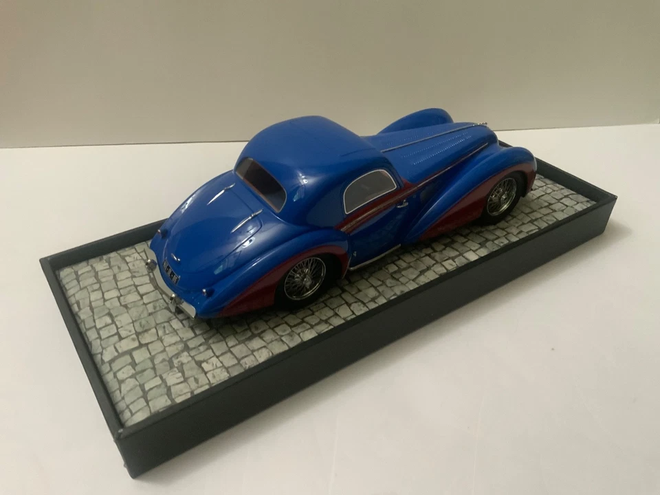 1/18 1937 Delahaye Type 145 V-12 Coupe  LE 170 pcs. Minichamps, very rare - Image 4 of 4
