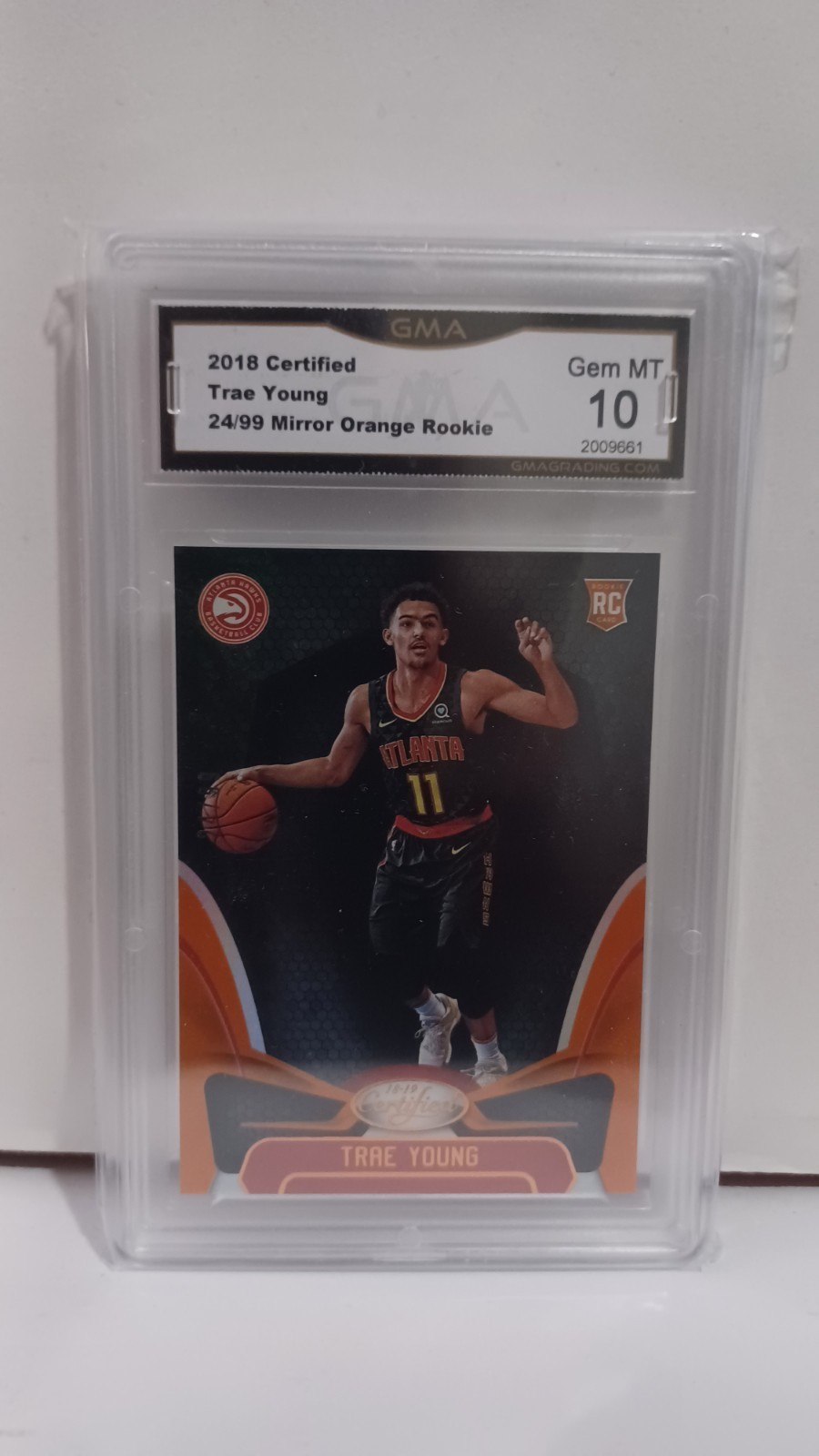 TRAE YOUNG 2018-19 PANINI CERTIFIED MIRROR ORANGE ROOKIE /99 (RC)