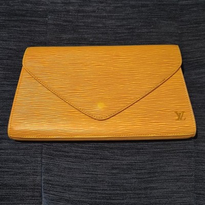 Louis Vuitton Yellow EPI Envelope Folding Logo Women's Clutch 