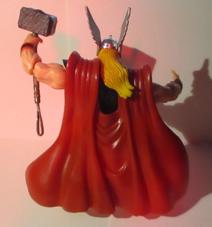 Figura de acción THOR (Marvel Toy Biz, 1997) ~8 pulgadas de alto Foto 2 de 4