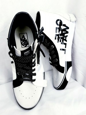 black vans with zipper