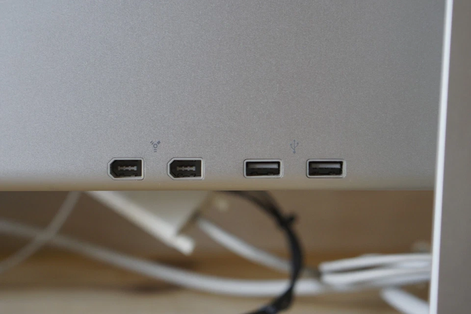 Apple Cinema Display 20 inch LCD Monitor - Silber - Bild 4 von 4