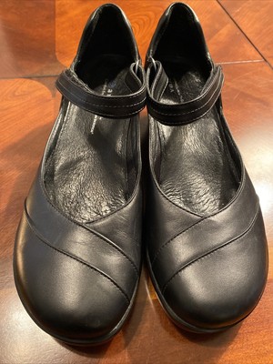 aravon shoes new balance