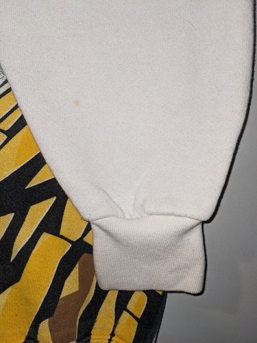 Vintage 90s Green Bay Packers All Over Print NFL Magic Johnson Sweatshirt - Picture 8 of 9