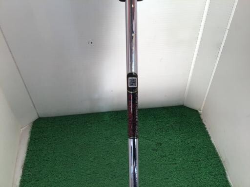 Scotty Cameron SUPER SELECT NEWPORT 2.5 PLUS 33 in Right Scotty Cameron SUPER SELECT NEWPORT 2.5 PLUS 33 in Right