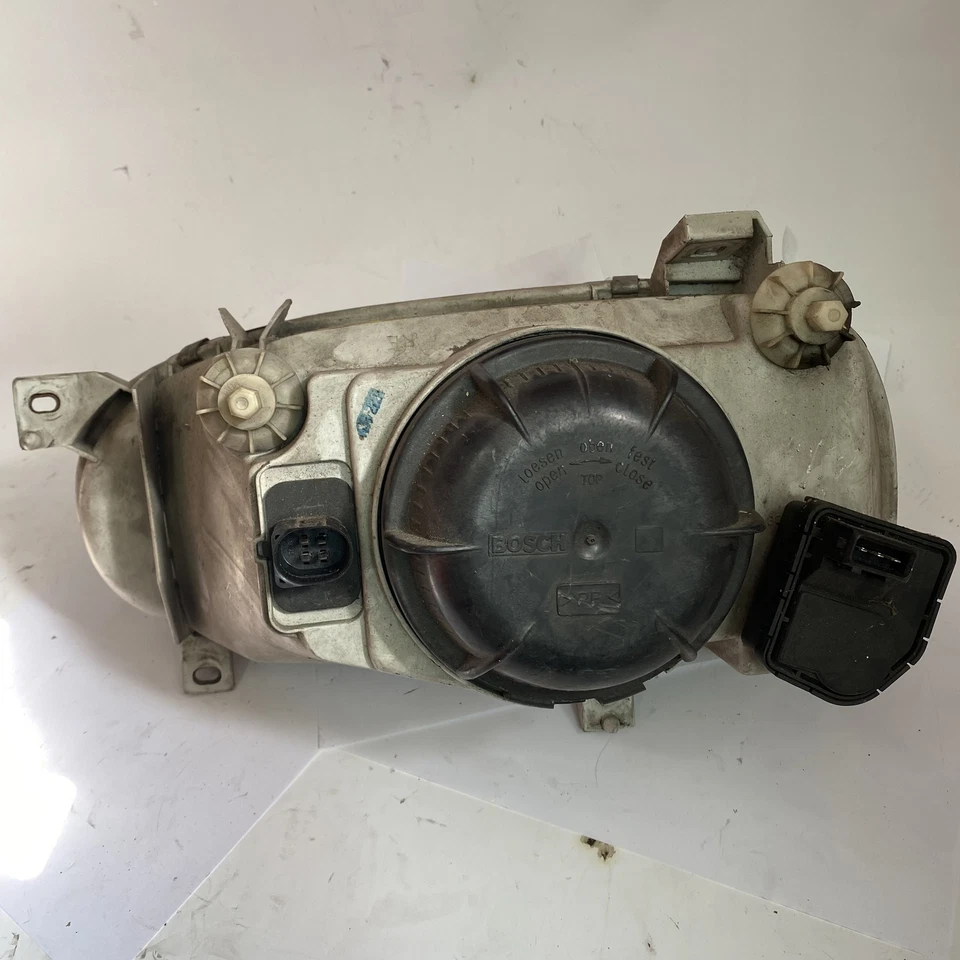 Phares VW Golf 3 avant Droit Phare 0301034322 1H6941016BP - Photo 3/4