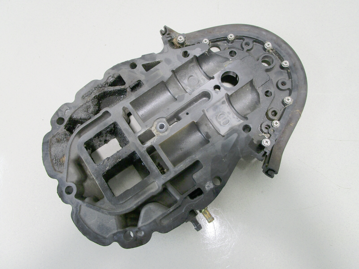 850814T4 Mercury Mariner Outboard Exhaust Plate 135 150 175 HP DFI