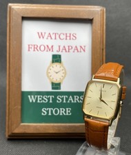 Excellent Vintage SEIKO Dolce 8N41-5160 Gold Quartz Men Watch From JAPAN